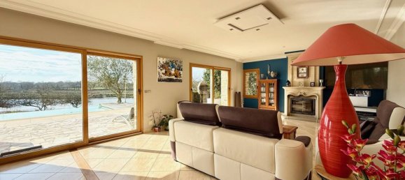 7 bedrooms Villa in Vannes, France No. 291524 34