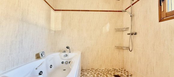 7 bedrooms Villa in Vannes, France No. 291524 12