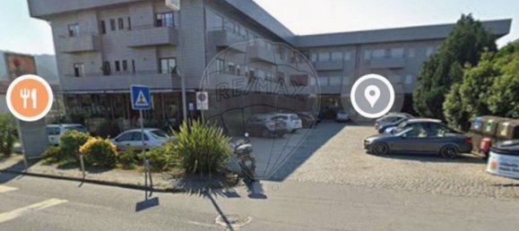 89m² Commercial property in Polvoreira, Portugal No. 186569 4