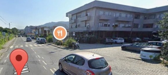 89m² Commercial property in Polvoreira, Portugal No. 186569 3