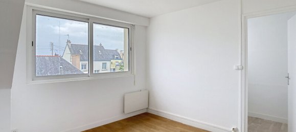 1 bedroom Apartment in Lanester, France No. 332305 2