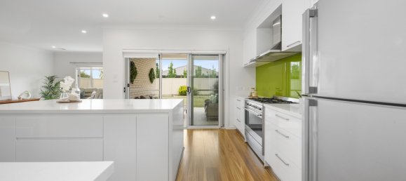 4 bedrooms House in Coombs, Australia No. 615 10