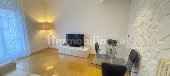 3 bedrooms Apartment in Turin, Italy No. 130742 7