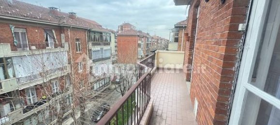 3 bedrooms Apartment in Turin, Italy No. 130742 25