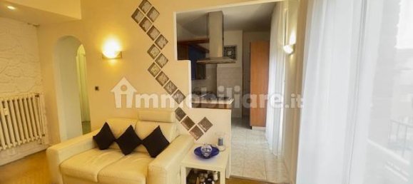 3 bedrooms Apartment in Turin, Italy No. 130742 10