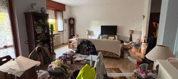4 rooms Apartment in Varese, Italy No. 334219 7