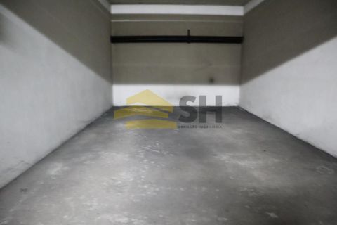 Garage à Trofa, Portugal No. 202319