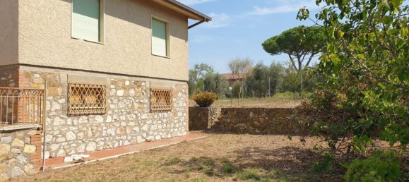 Дом с 11 комнатами в Гроссето, Италия № 49216 4