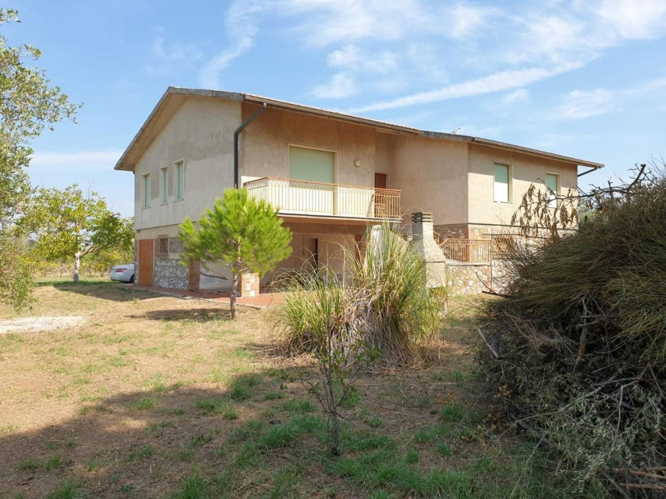 Дом с 11 комнатами в Гроссето, Италия № 49216