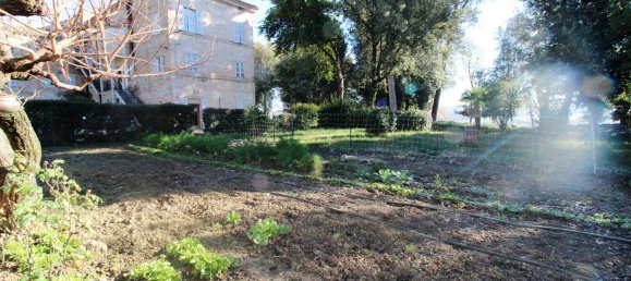 3 bedrooms House in Magliano di Tenna, Italy No. 352267 6