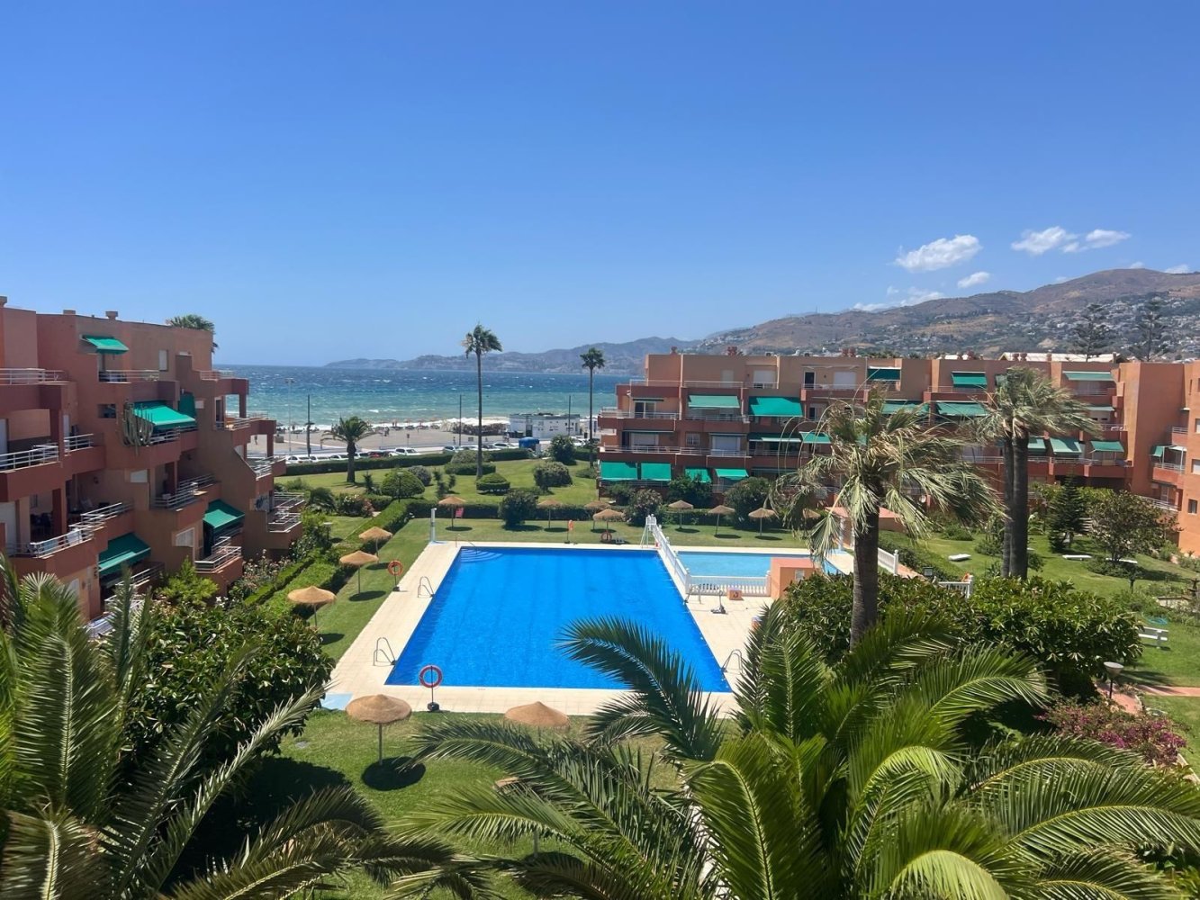 4 bedrooms Penthouse in Salobrena, Spain No. 205166