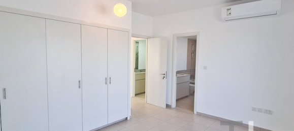 Adosado de 3 dormitorios en Town Square, UAE No. 28640 10