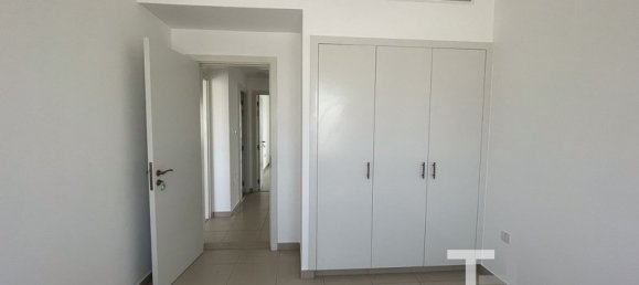 Adosado de 3 dormitorios en Town Square, UAE No. 28640 8