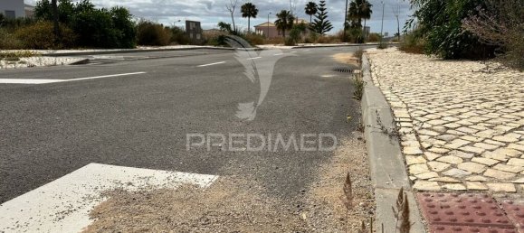 516m² Land in Albufeira, Portugal No. 156341 9