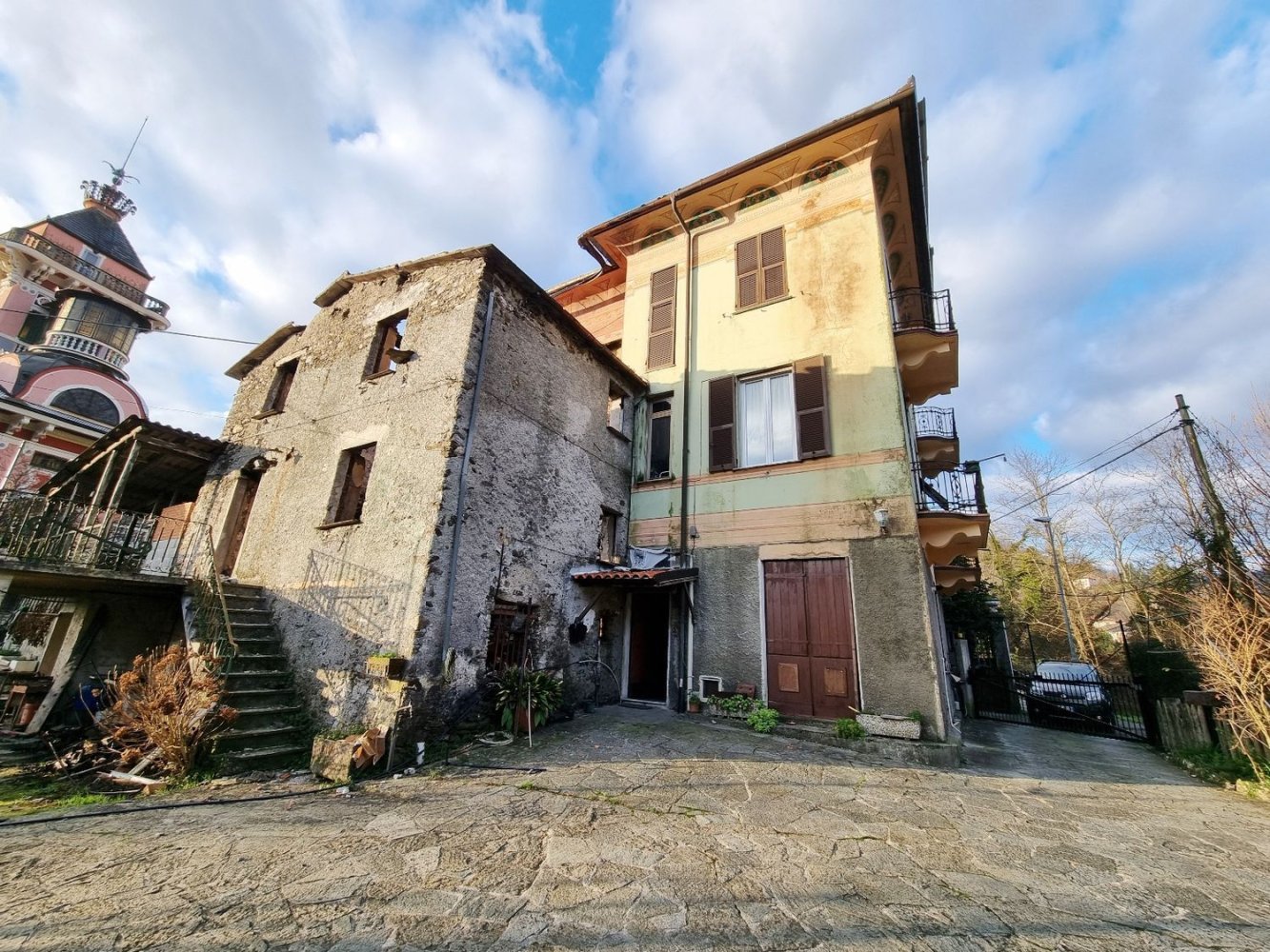 14 rooms House in Lumarzo, Italy No. 172612