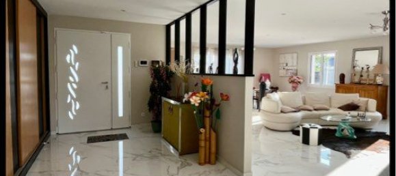 Вилла с 4 спальнями в Монтаржи, Франция № 323141 3