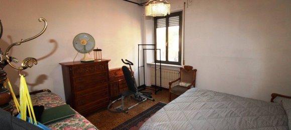 6 Schlafzimmer Haus in Civitanova Marche, Italy, Nr. 351495 21
