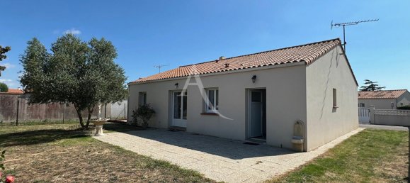 3 bedrooms House in Longeville-sur-Mer, France No. 281205 14
