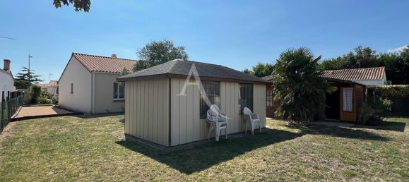 3 bedrooms House in Longeville-sur-Mer, France No. 281205 15