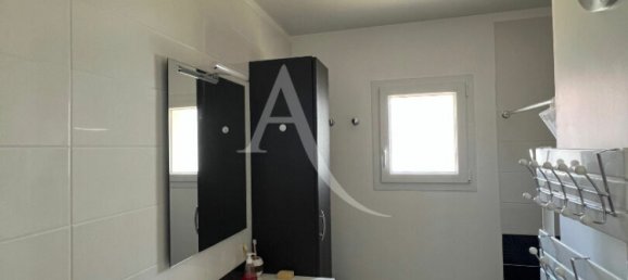 3 bedrooms House in Longeville-sur-Mer, France No. 281205 7