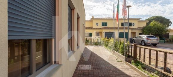 Коммерческая недвижимость 1169м² в Самора Коррейя, Португалия № 139399 11