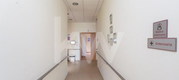 Коммерческая недвижимость 1169м² в Самора Коррейя, Португалия № 139399 42