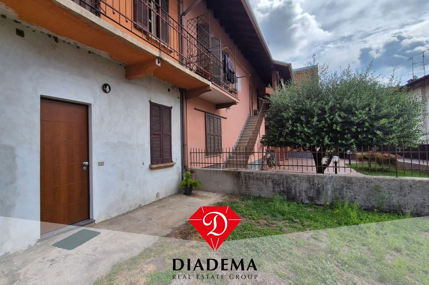 1 bedroom Apartment in Besnate, Italy No. 363489