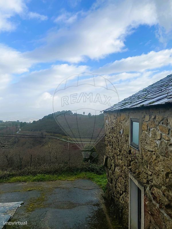 2 bedrooms House in Cinfaes, Portugal No. 155779