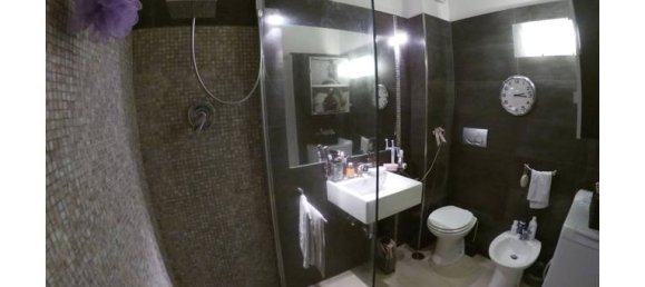 1 bedroom Apartment in Rome, Italy No. 252446 6