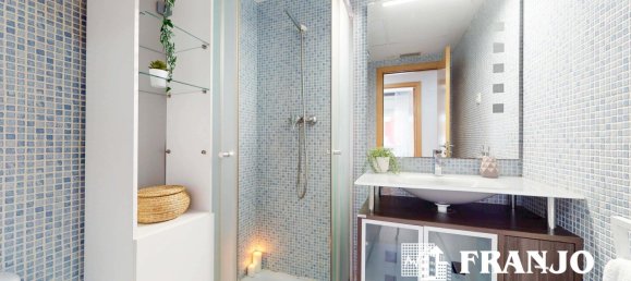 Apartamento de 3 dormitorios en Barcelona, Spain No. 135515 25