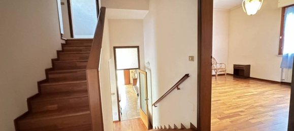 Villa T6 em Ravenna, Italy N.º 142565 10