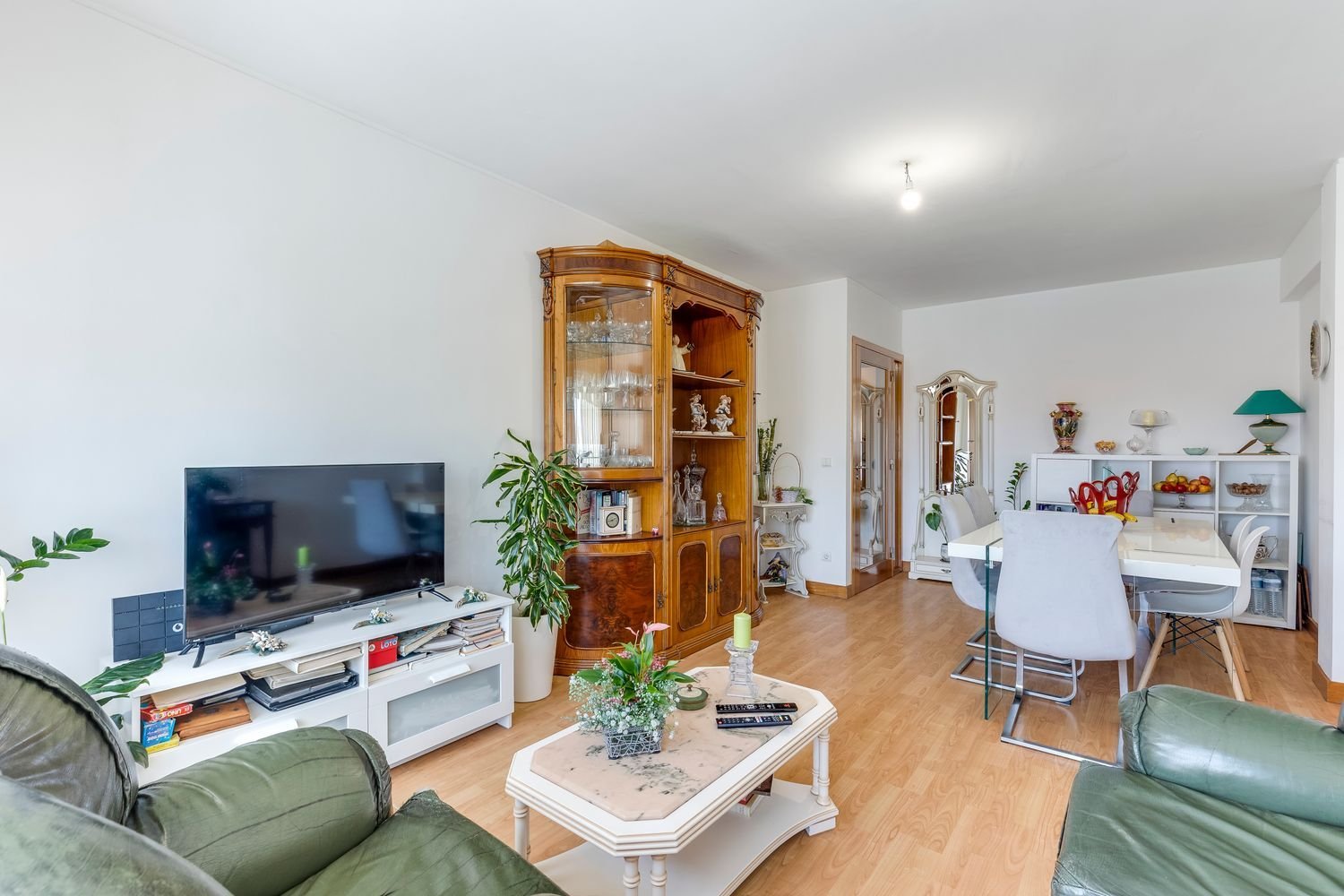 3 Schlafzimmer Wohnung in Senhora da Hora, Portugal, Nr. 284006