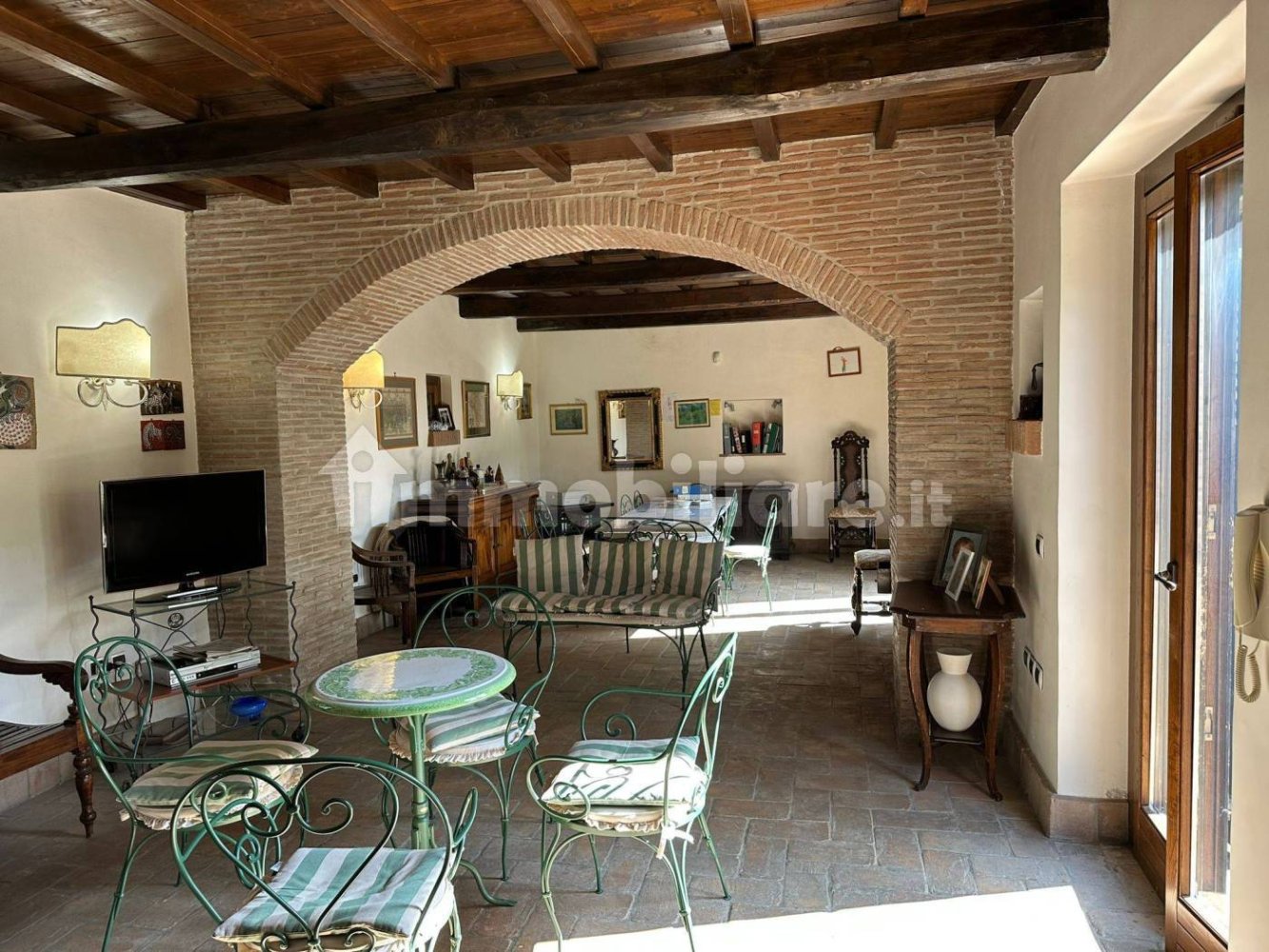 Villa de 3 dormitorios en Orte, Italy No. 164977