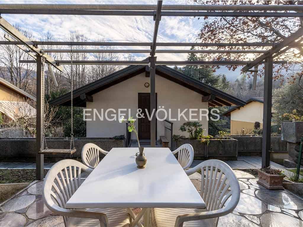 2 Schlafzimmer Villa in Castelveccana, Italy, Nr. 128030