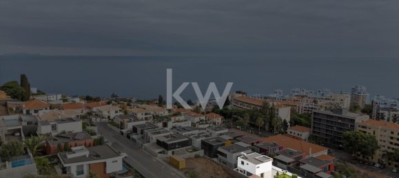 3 bedrooms House in Funchal, Portugal No. 25080 32