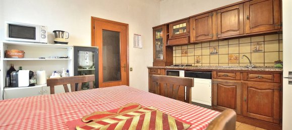 4 rooms Apartment in Monteriggioni, Italy No. 223390 5