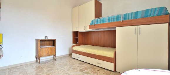 4 rooms Apartment in Monteriggioni, Italy No. 223390 15