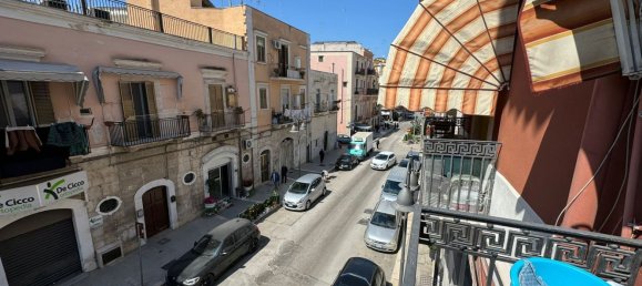 Квартира с 2 комнатами в Барлетта, Италия № 26616 29