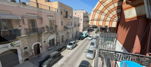 Квартира с 2 комнатами в Барлетта, Италия № 26616 20