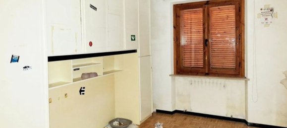 6 bedrooms Apartment in Perugia, Italy No. 314241 4