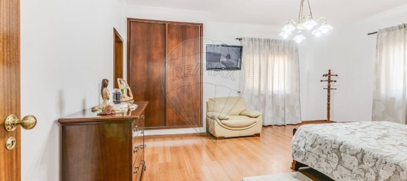 4 Schlafzimmer Haus in Loures, Portugal, Nr. 45956 26