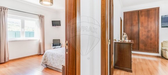 4 Schlafzimmer Haus in Loures, Portugal, Nr. 45956 25