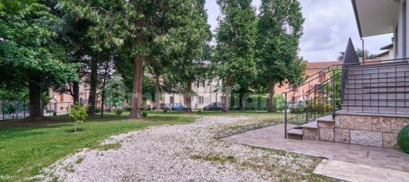 3 bedrooms Villa in Budrio, Italy No. 168163 32