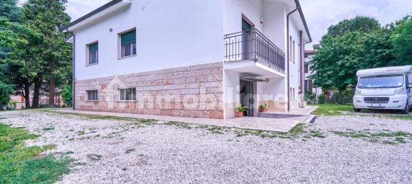 3 bedrooms Villa in Budrio, Italy No. 168163 34