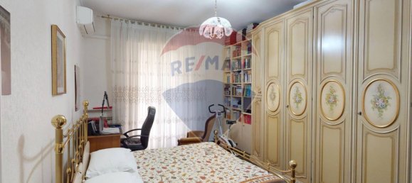 3 bedrooms Apartment in Genoa, Italy No. 142483 6