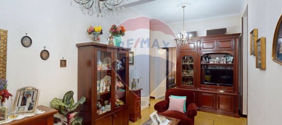 3 bedrooms Apartment in Genoa, Italy No. 142483 2