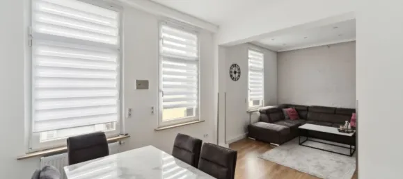 8-salle Bâtiment à Remscheid, Germany No. 49008 2