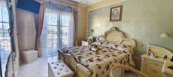 Квартира с 4 комнатами в Мессина, Италия № 112763 8