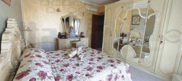 Квартира с 4 комнатами в Мессина, Италия № 112763 3