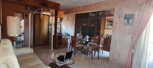 Квартира с 4 комнатами в Мессина, Италия № 112763 12